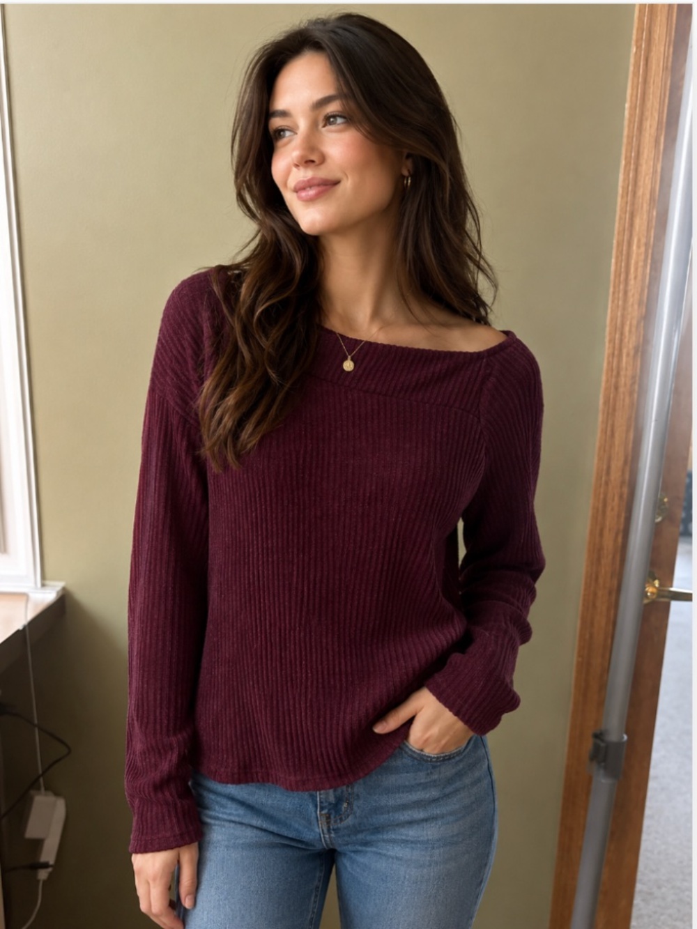Kaileigh Woman's Sweater, Small